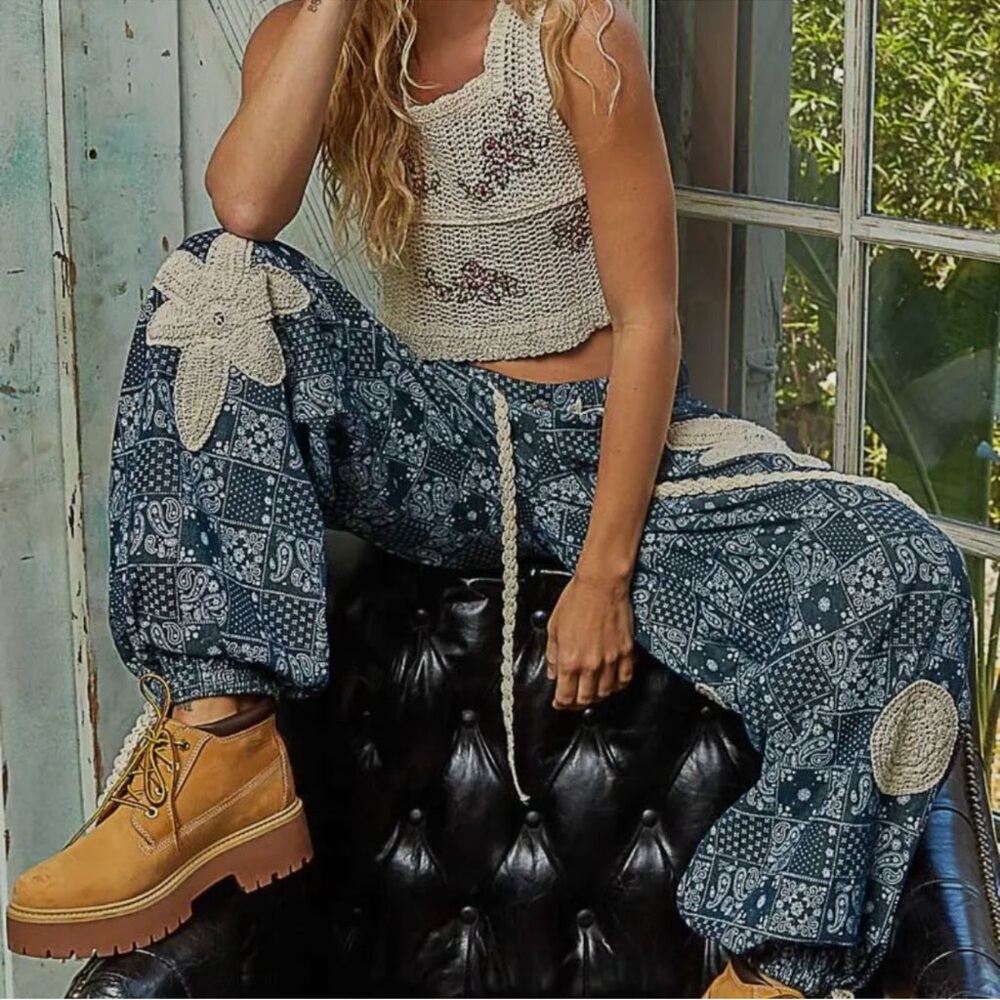 POL Starweave Patchwork Joggers With Crochet Deta… - image 7